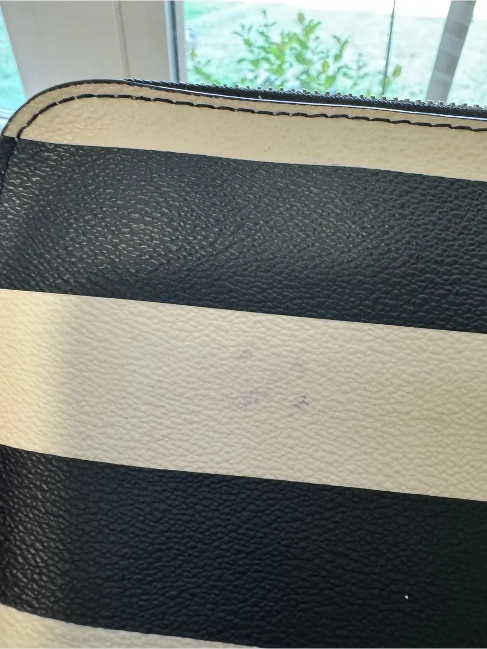 Kate Spade Black & Cream Striped Leather Wristlet Clutch Bag